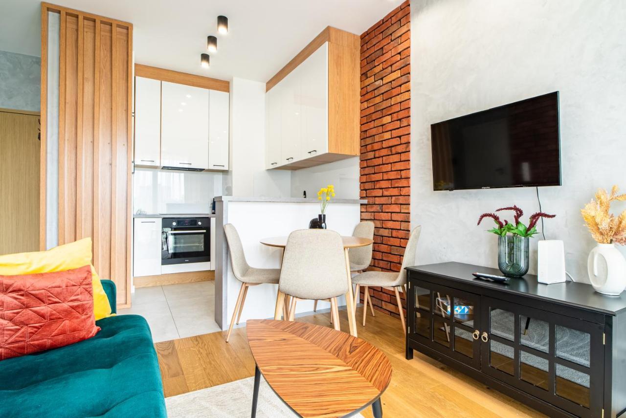 Apartamentysnu, Wola Premium Ii Z Parkingiem Apartment